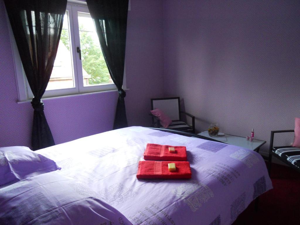 Huis De Wilde Wingerd Hotel Ypres Room photo